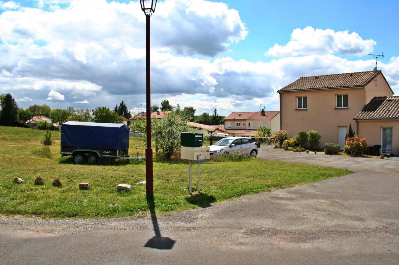 Bonabri Vacances - Chambres D'Hotes Chazelles  Екстер'єр фото