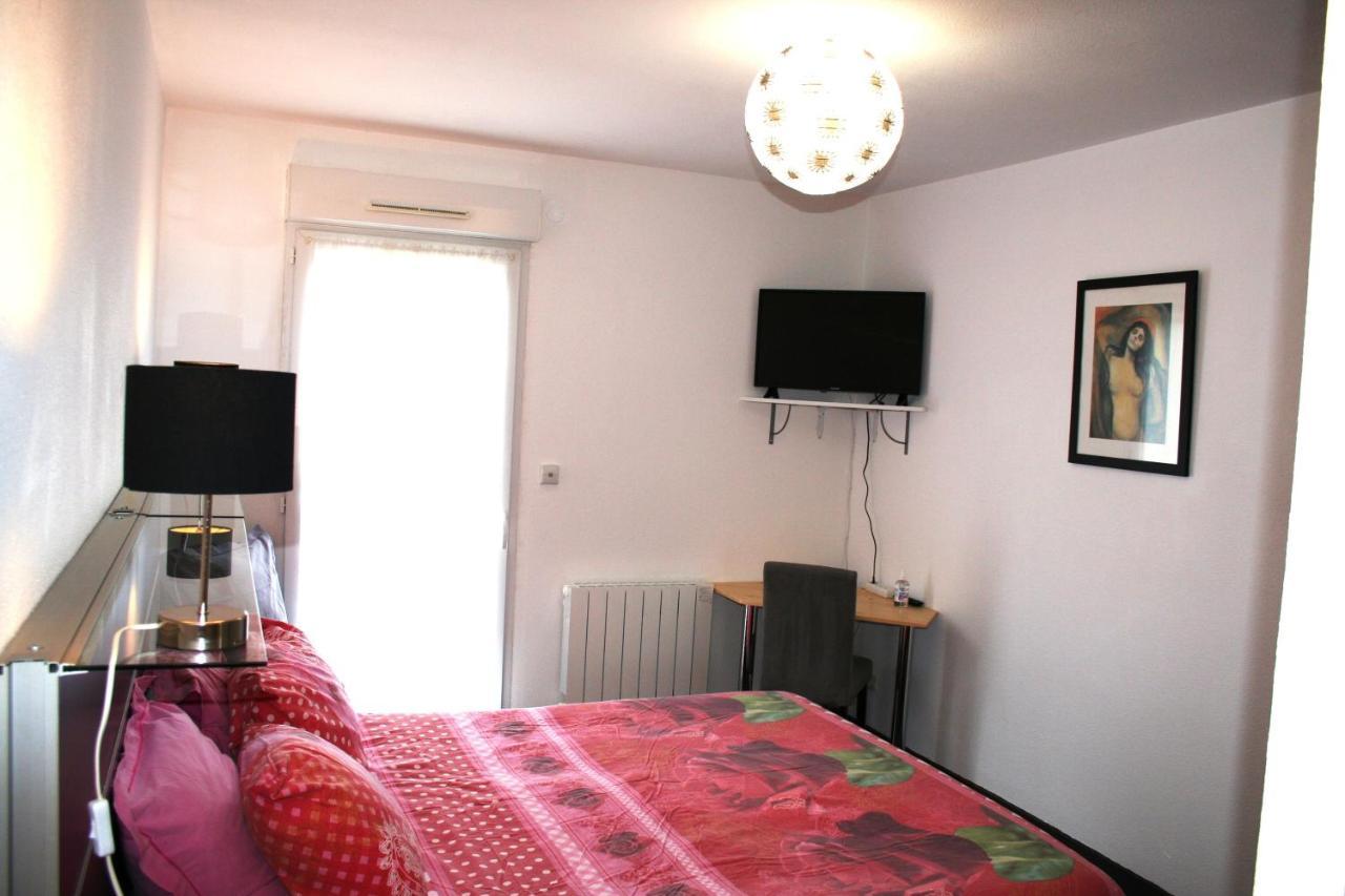 Bonabri Vacances - Chambres D'Hotes Chazelles  Екстер'єр фото